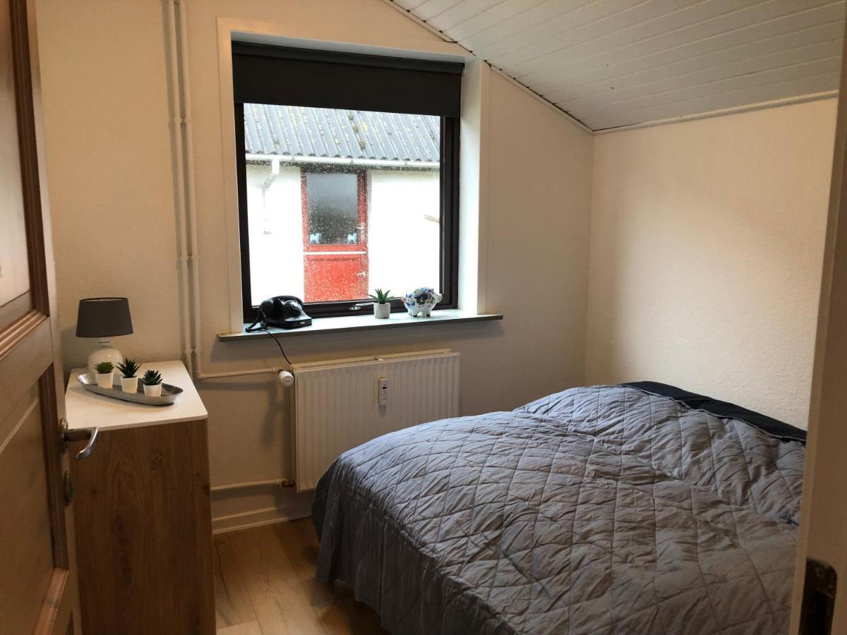 Ferienwohnung Lille Rode Hus Mando Ribe Exterior foto